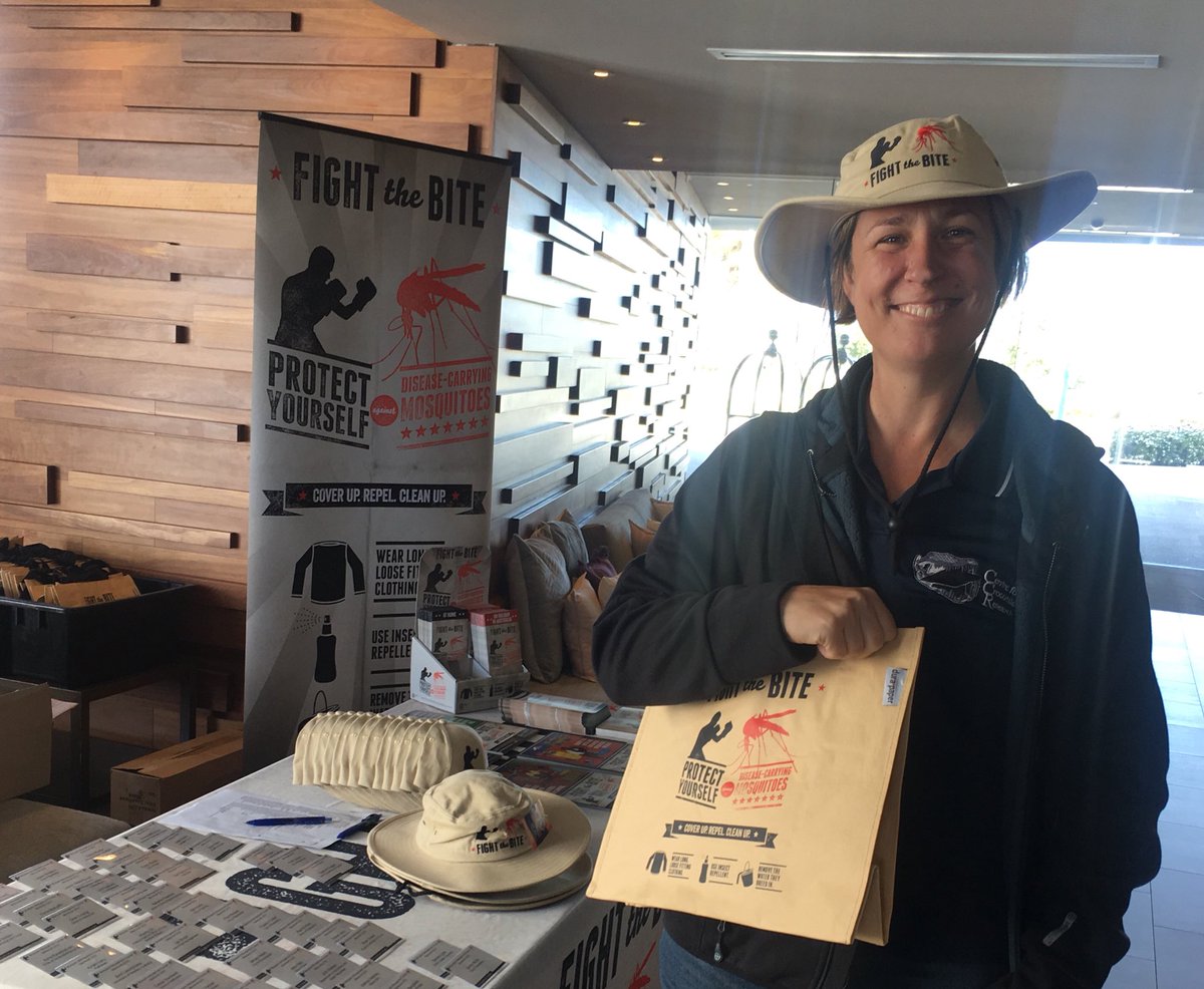 Turns out mosquito management is critical in the NT for croc farming! Great to meet Sally, a researcher of Kunjin lesions in crocodiles, at #MMC2019. #FighttheBite @WAHealth