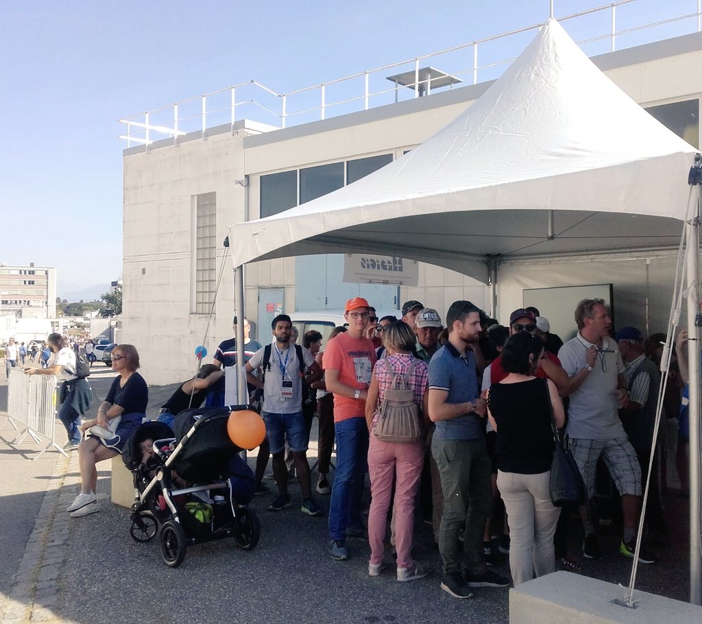 gadelshinvm's tweet photo. #CERNOpenDays has finished. #MELISSA laser lab (ME.56) was visited by ~1.3k people. We highly appreciate everybody, who came especially to @MedicisPromed to learn more about production of radioisotopes for #nuclearmedicine. https://t.co/wzGsji9iQA