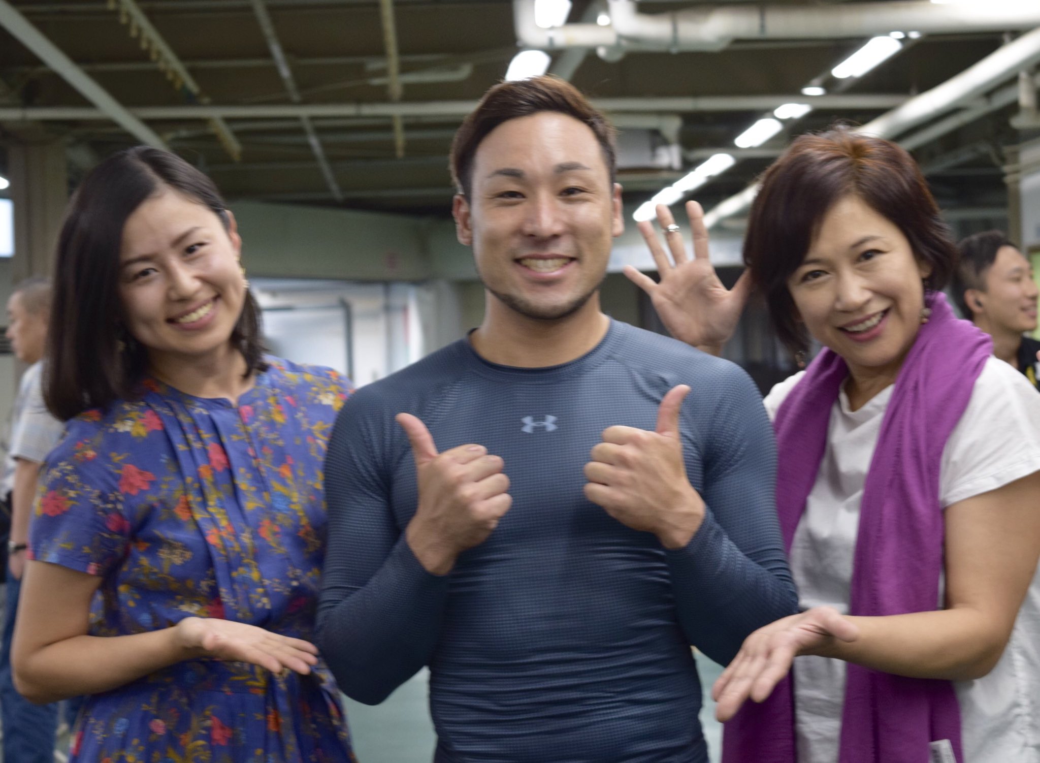 佐藤さやか 松阪競輪場で行われた共同通信社杯g Iiを制したのは 神奈川の郡司浩平 せーんしゅ でした おめでとうございます 2日目のレース後からニコ生でも自信に満ち溢れた表情をされていましたよね たくさんの選手の皆様に登場していただき 佐藤さやか 松阪競輪場で行われた共同通信社杯g Iiを制したのは 神奈川の郡司浩平 せーんしゅ でした おめでとうございます 2日目のレース後からニコ生でも自信に満ち溢れた表情をされていましたよね たくさんの選手の皆様に登場していただき