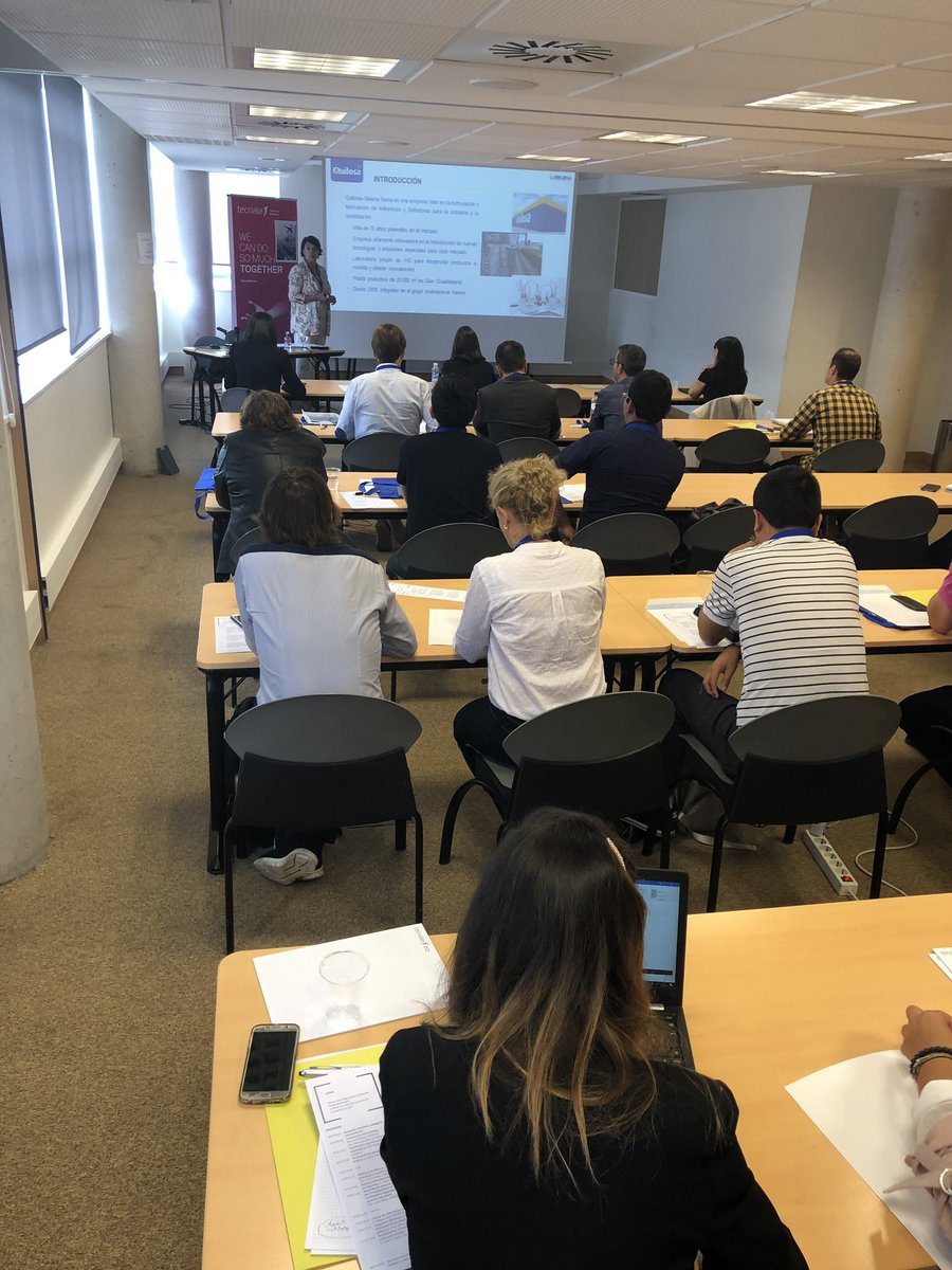 GEAA_adhesion's tweet photo. Alicia Gordon de @QuilosaSLU nos introduce en el mundo de los selladores de #silicona MS. @GEAA_adhesion @tecnalia @ASEFCA1 #adhesives https://t.co/k6XR6auBN0