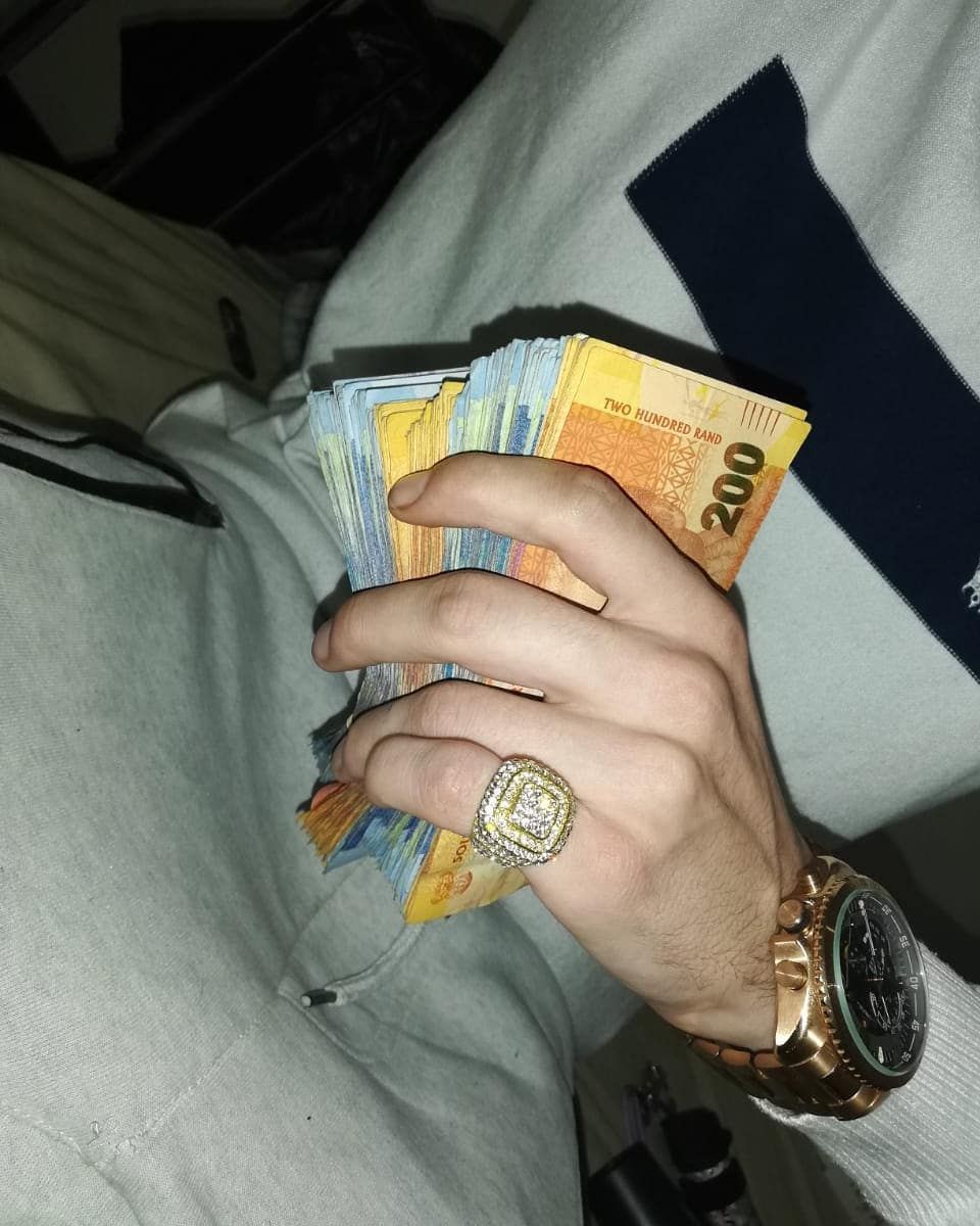 Naledi2Princess's tweet photo. The same student I posted on the 22nd of last month πππ this is great
#God #EFG #Forex #Currency #BokoHaram #UniversityofZululand #Emtee #Nigerians #GavinWatson #AskAMan #Mondaymotivation #Advovo #IamSorryfor #Drosrapist #RICA #Ayeye #Mpengesi https://t.co/Z55lzcNpTK