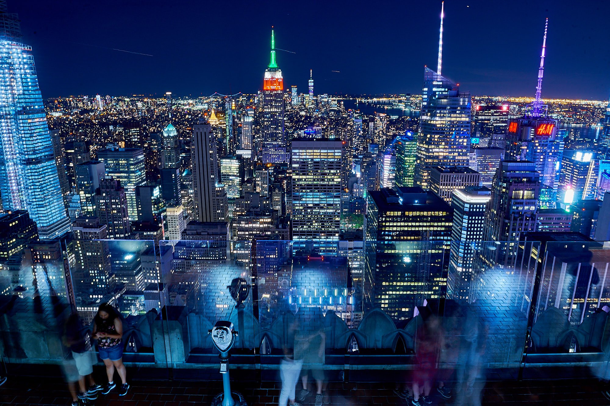酒井ダイスケ Night Views In Nyc 本日ニューヨークの夜景を撮りました 1 ロックフェラー センターのトップ オブ ザ ロック展望台 2 セント パトリック大聖堂 3 タイムズスクエアーの赤い階段 Ruby Red Stairs の最上段から 街の明かりがとても 酒井ダイスケ Night Views In Nyc 本日ニューヨークの夜景を撮りました 1 ロックフェラー センターのトップ オブ ザ ロック展望台 2 セント パトリック大聖堂 3 タイムズスクエアーの赤い階段 Ruby Red Stairs の最上段から 街の明かりがとても