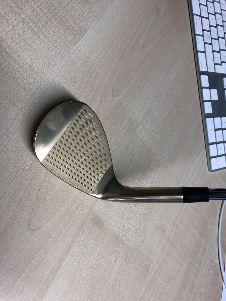 Arrived at the office today to find these little beauties had arrived. These have to be the best wedges money can buy. And the best looking. @Vega_Golf you’ve excelled with these. <a href="/vwcheung/">vincent wing cheung</a>