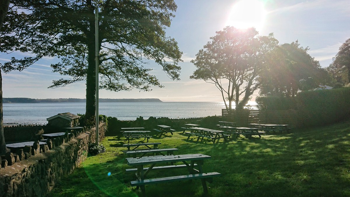 OxwichBayHotel's tweet image. Maybe #summer isn't over after all...

#OxwichBay #OxwichBayHotel
