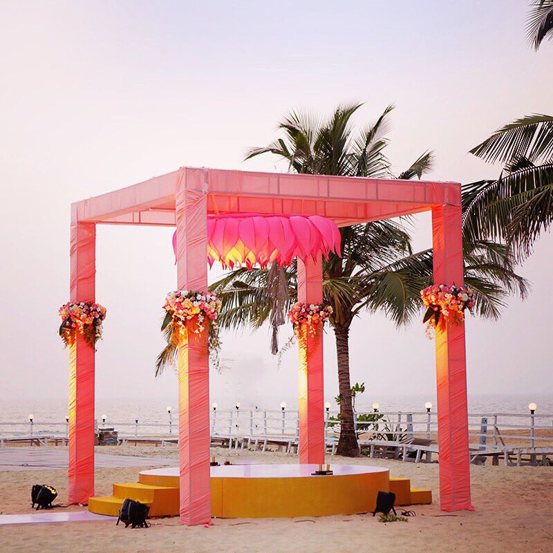 radissonblugoa's tweet photo. Such an ethereal experience for those who are planning an outdoor/destination wedding. Don’t you agree? 
Let #RadissonBlu plan for your big day to make it even more grand. 

#RadissonBlu #destinationwedding #goa #cavelossim #wedding https://t.co/yuYj7cnWcV