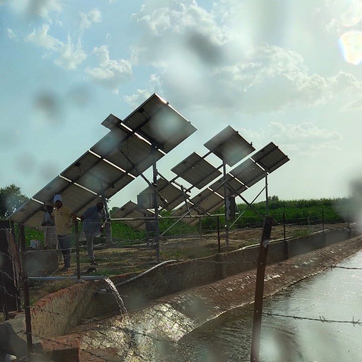 AhinsaRenewable's tweet photo. Adani solar modules installation at Sri Ganganagar Rajasthan sold by ahinsa solar.
follow @ahinsa_solar
#Ahinsasolar
#Adanisolar
#Adanigroup
#Solarinrajasthan
#Solarinindia
#Greenenergy
#Renewableenergy
#Channelpartner
#Solarcity
#Solarpower #Solarpanels
#solarcity
#solarpanels https://t.co/AE8PTgLfR0