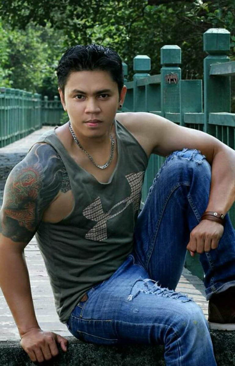 ManCakra's tweet photo. Pijat Panggilan Bali wa :081246606246
@oncall_massage 
@bali_massage32 
#maletherapistbali 
#PijatPanggilanBali
#SensualMassageBali
#3someBali
#FantasyMasageBali
#BaliMaleEscort #pasutribali #TrustedBooking #treesomebali #swingbali #couplebali #bobaliarea https://t.co/L78E2zVsdl