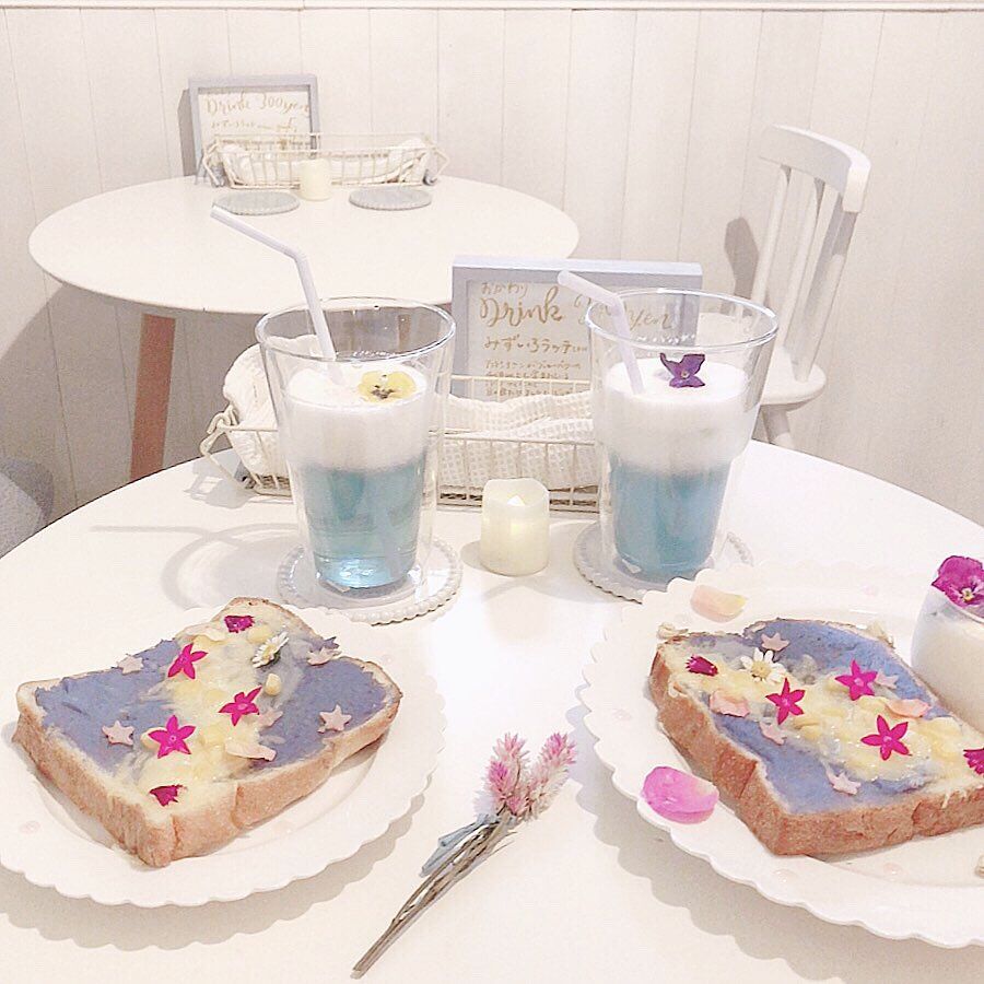 Mery 在 Twitter 上 淡くてメルヘンなみずいろの世界 吉祥寺で話題のカフェ みずいろの花 に行ってみたい みずいろの花 吉祥寺 カフェ 東京カフェ巡り T Co Mrpy8n1mpl T Co Fmp0w3qtsu Twitter