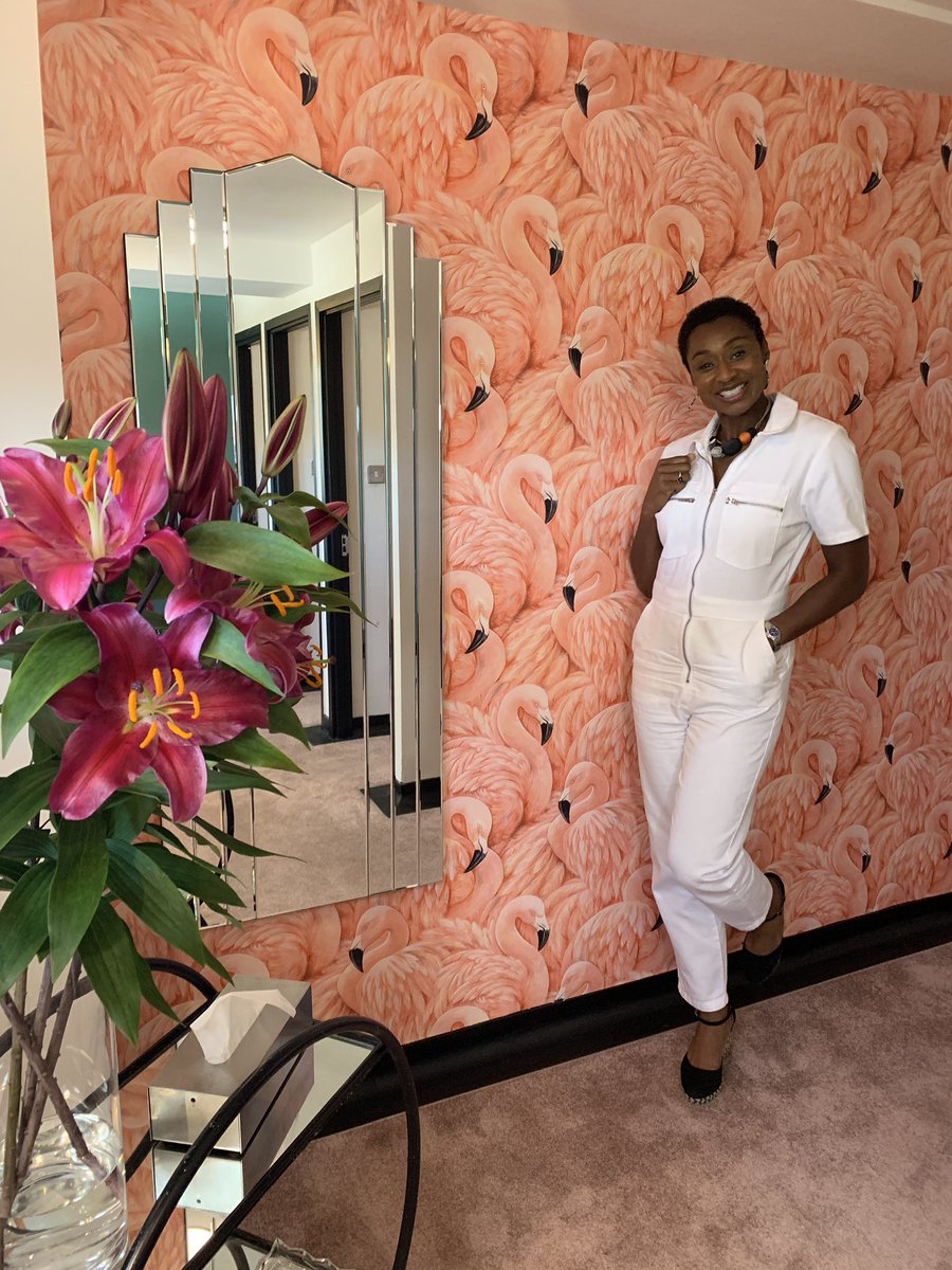 RobinsonOly's tweet image. Happy Monday beautiful people 😍🙏🏾#smilingiscontagious