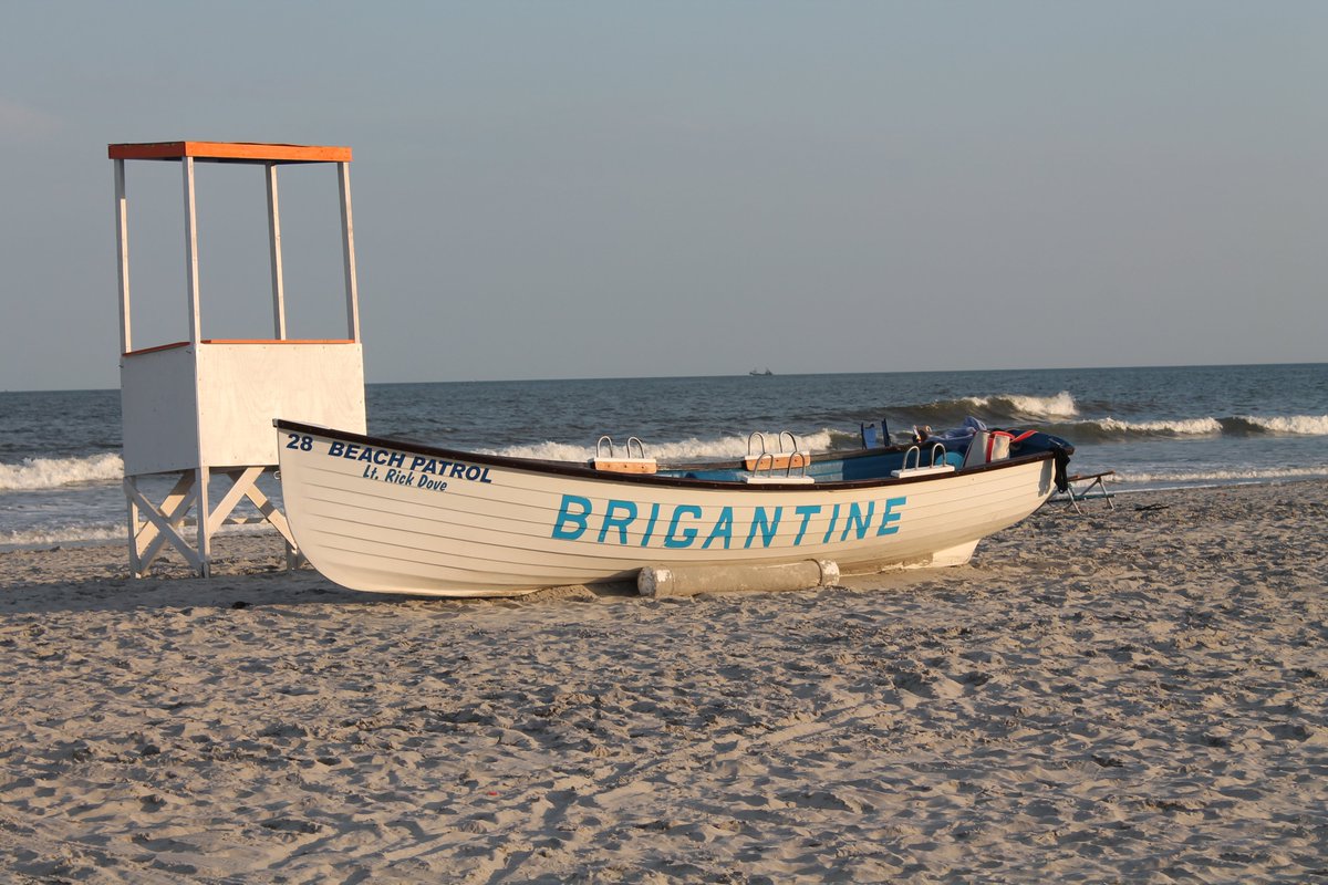 robertscherzerr's tweet photo. Brigantine Beach is one of New Jersey’s best kept secrets. Right down the road from Atlantic City, Brigantine Beach has breathtaking sunsets and sunrises. Some of the highlights include movie’s on the beach, ice cream shops, horseback riding, shopping, fishing, surfing, and more. https://t.co/4rEP5QoyVk