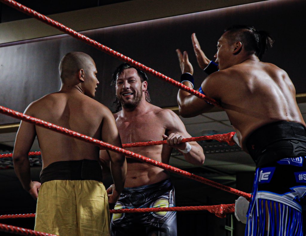 IssitaMarie's tweet image. Last night at #SPWKLASHOFKINGS, OWE and AEW were represented when @supercima1115, the #SHAOLINMONK, and Kenny Omega teamed to take on SPW’s The Bucherman, Trexxus, and The Statement