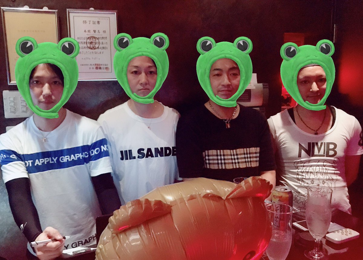 konjikinoukiuki's tweet photo. 最近お客様から
「色んな場所のホスト行ってきたけど、ここ楽しい！(政令指定都市)にあっても全然負けないと思う」って言われたり
DMでも「歌舞伎かとおもってました笑」って言われたり

我々幹部陣は冗談抜きで、ここ宇都宮にそんな店を作り出そうと思ってるのでとても嬉しいお言葉です→コメントへ https://t.co/OLepqKe8iy