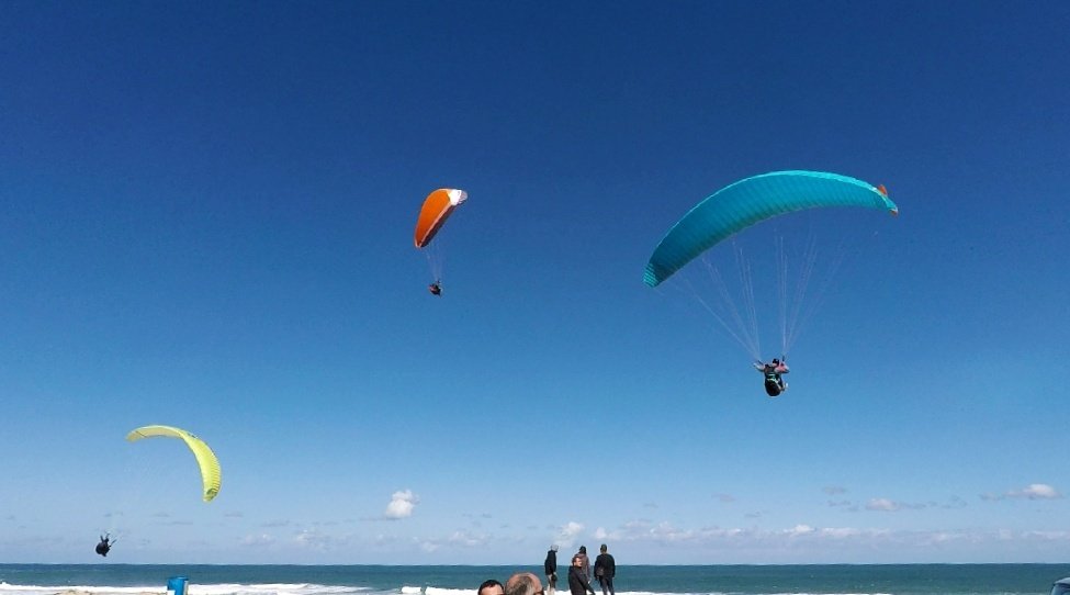 AMD_Odyssey's tweet photo. Book your tandem #paragliding flight in the #GardenRoute today. #SouthAfrica #Travel #ecoadventure #adventure https://t.co/XAjXYzlRmF https://t.co/msygW2RhhA