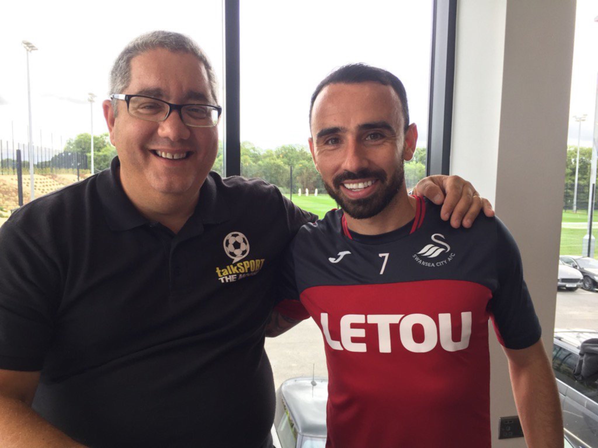 Happy 37th Birthday former  midfielder Leon Britton have a great day my friend 
