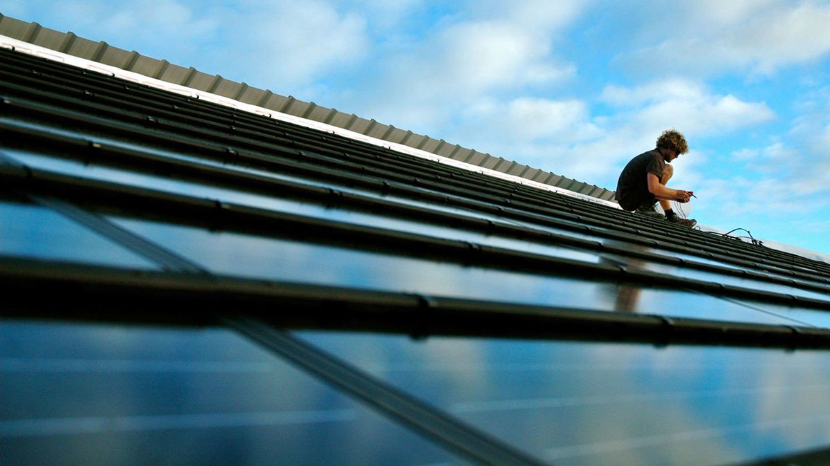 Considering #ZeroEnergy as a goal for your next project? Learn why Shay and Jo, owners of the Zero Energy House, chose this target and how they achieved it by following the link below:
ow.ly/G5iB50wb0p7