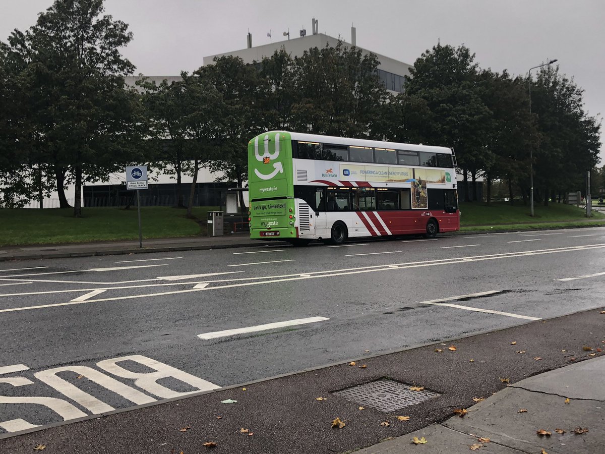 nassey_s's tweet photo. Normal business resumed for @Buseireann unfortunately, 7.50 bus sitting across the road even though it’s already meant to have left. Don’t need to be a rocket scientist to know this bus won’t be on time this morning #fixLimerickBus #304a https://t.co/xkV0G56kZF