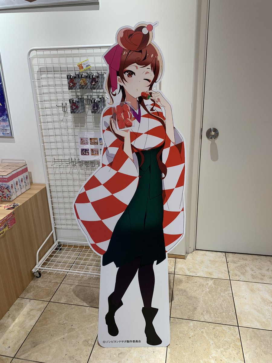 三日間かけて佐賀県を回ってゾンビランドサガのキャラクター等身大