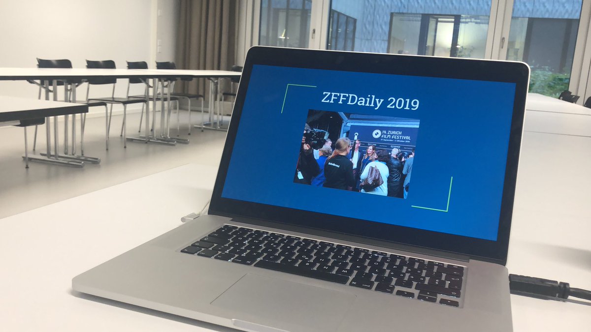 holdNR's tweet photo. Heute ist Semesterstart an der @zhdk. Mit dem 3. und 5. Semester @zhdkcast starten wir direkt mit #zffdaily, dem Web-TV für und über das @zurichfilmfest #zff19 https://t.co/oxlUp4Lk9r