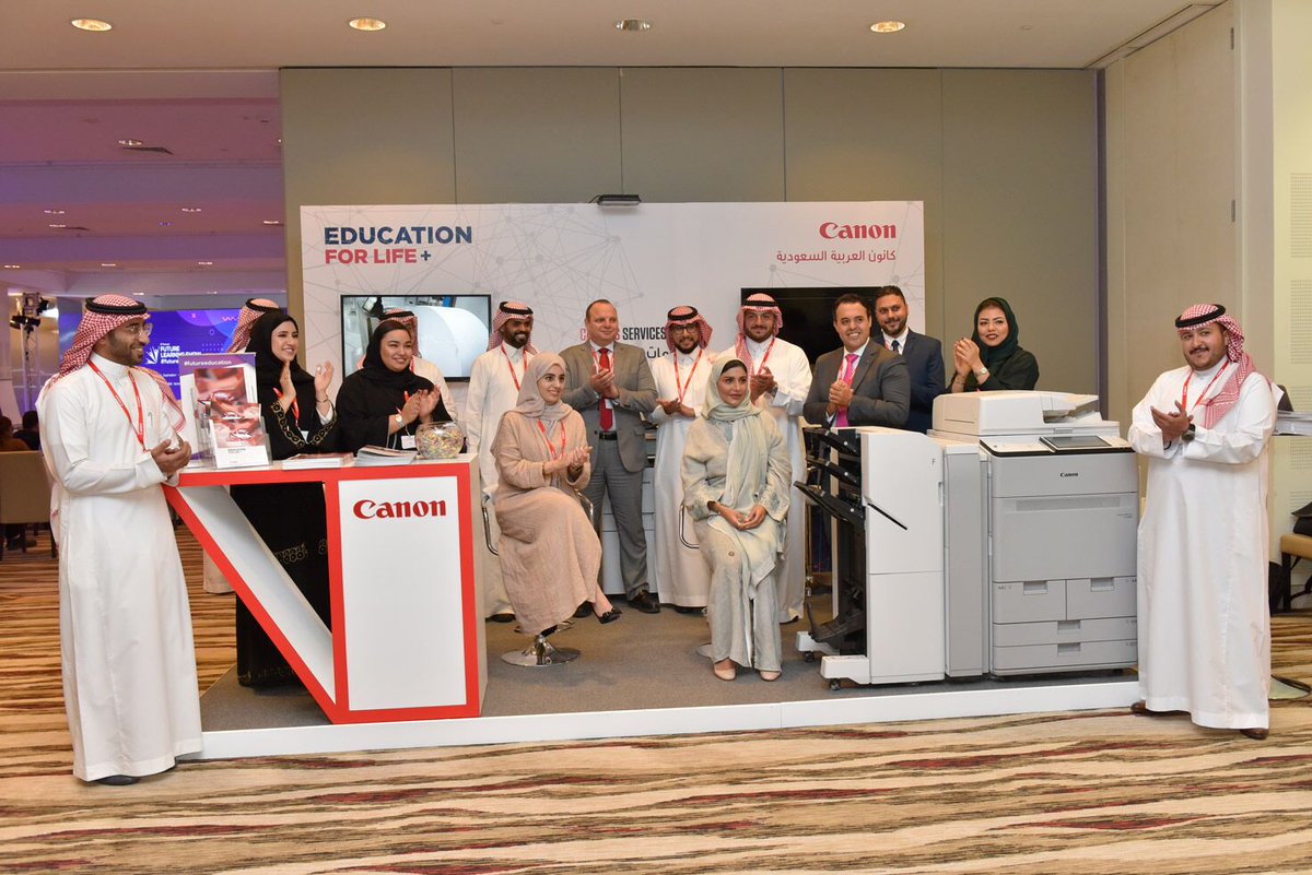 cglobalevents's tweet photo. Our #GoldSponsor @CanonMEA team at #FutureEducationKSA part of #FLS19 last week #DS2030 #DigitalSaudi #Vision2030 https://t.co/D1X6JYuyOx