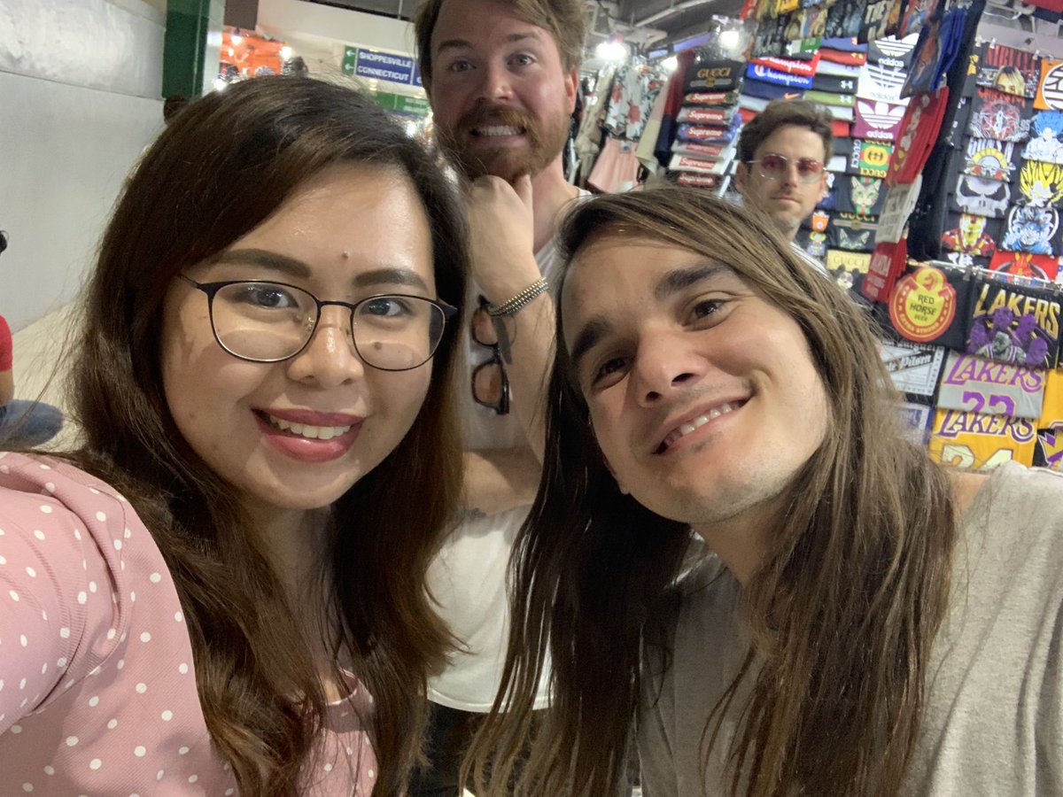 charmsofaggie's tweet image. Dropped by Greenhills before going to the airport for my flight home and guess who I bumped into? It’s some of my favorite boys. @themaine @garrettmaine @patmaine @lupeintransit @adamsimons Thank you for being so nice you guys despite me freaking out. You guys are the sweetest!❤️
