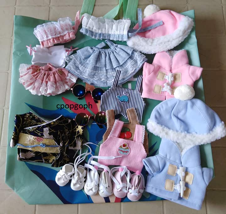 CPOPgoPH's tweet photo. 6th go arrived last week

fansite - 4erica ztao merch
fan doll - clothes, headbands, shoes accessories
qcyn merch - douzai doll big &amp; small, id lace, travel organizer pouch
electronic - curler, 4wifi routers, pocket wifi

#cpopgo #cpopgoph #phgo https://t.co/YK4cMKG0al