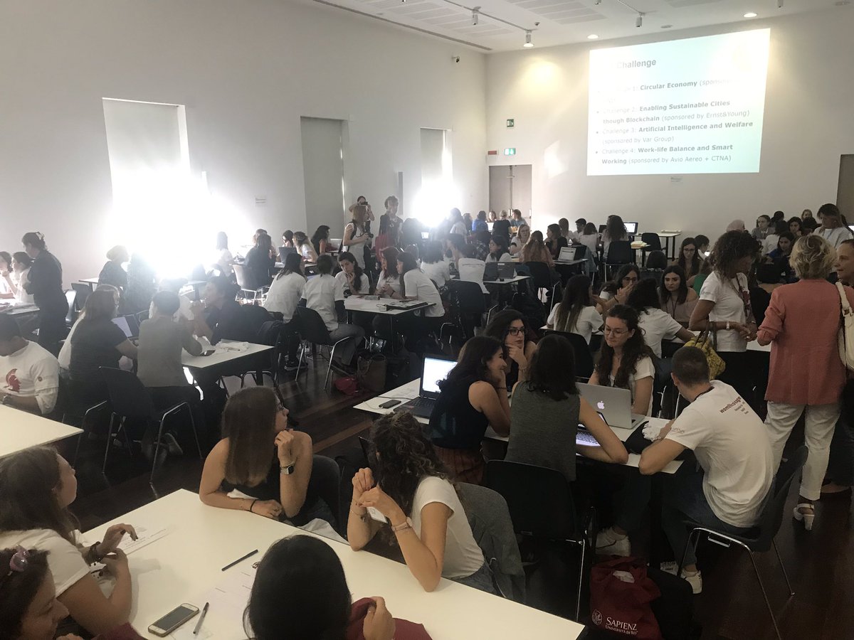 rpanunzio's tweet photo. Kick-off #womENcourage2019 #hackathon #diversity4change @ACMwomENcourage @RegioneLazio @LazioInnova #PinkHack #DF8 https://t.co/6z2lCY2ws0