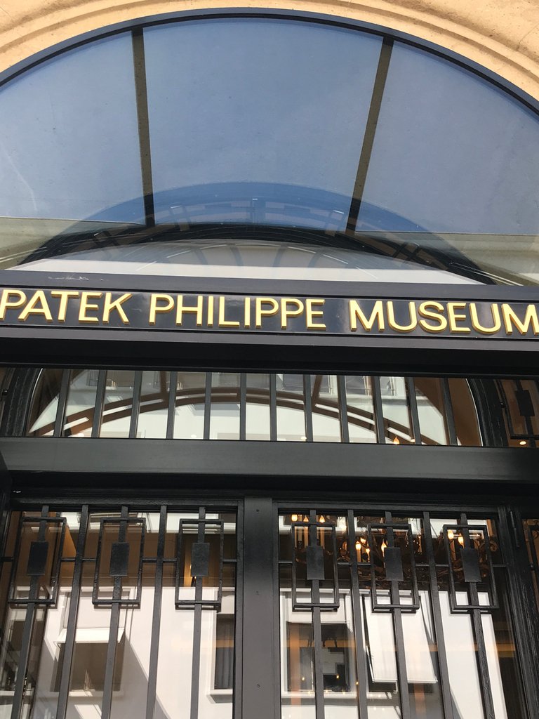 The Patek Philippe Museum - heaven for watch lovers! Described as a "temple to watchmaking" this incredible museum is full of stunning watches, clocks and unique collections.

#patekphilippemuseum #watchmuseum #scrapbookadventures365
