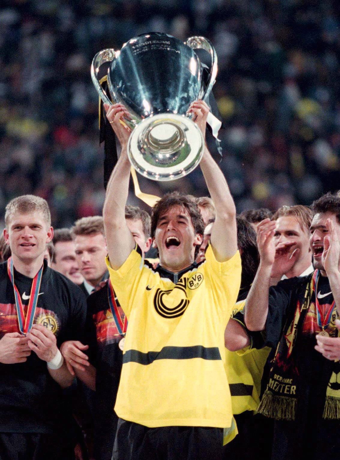 5 4 - Happy Birthday, Legende Karl-Heinz Riedle         