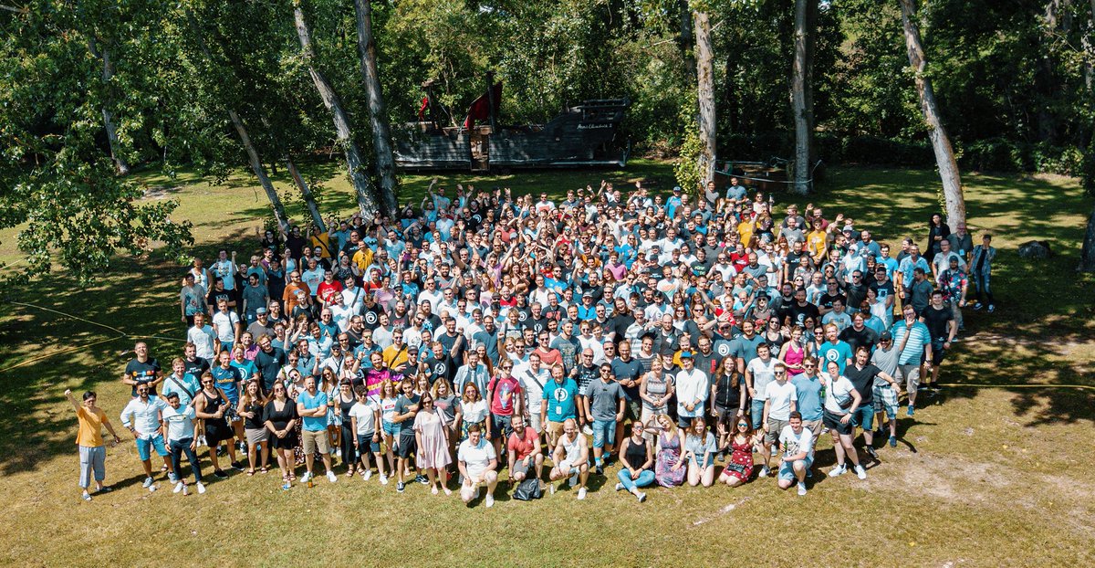 Look at all these awesome faces 🙀!
We've officially grown to 520 people in our three studios here in Germany @ubisoftberlin, @ubidusseldorf and @ubisoftmainz!