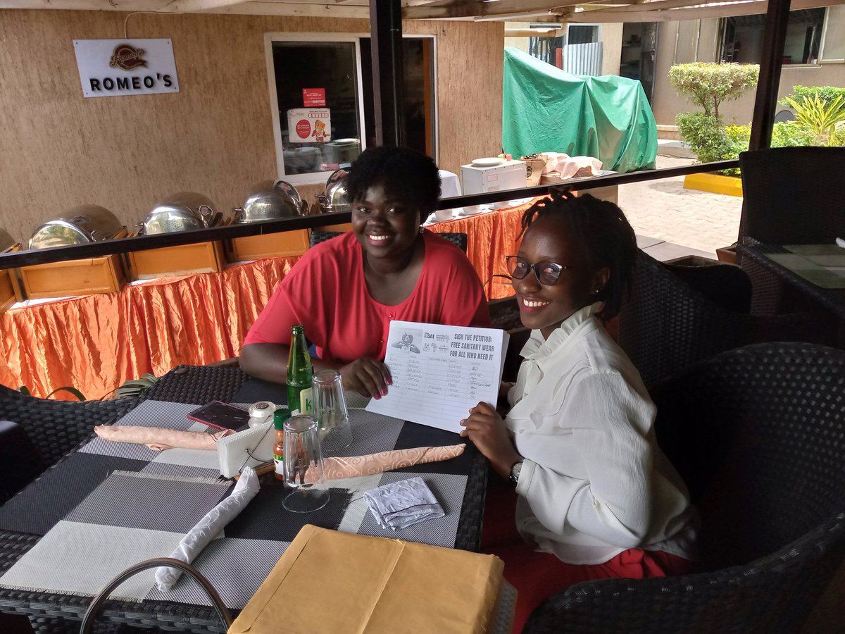 PatriciaKajumba's tweet image. #Happyflow
#Twekonyere
In order to reach where we want, we need everyone on board. No excuses! No limitations! Join the #Happyflowcampaign now. Sign the petition for free sanitary wear- bit.ly/2IPtMfp

@SexRightsAfrica @RHUganda @cehurduganda