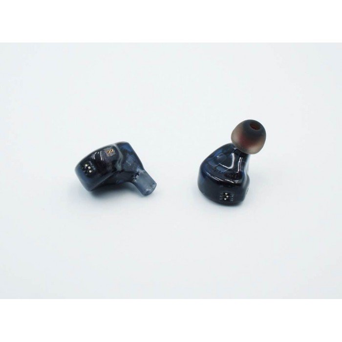 PenonAudio's tweet photo. TANSIO MIRAI TSMR-6 6BA 3 Tuning Switch 2Pin 0.78mm HiFi Audiophile In-ear Earphone IEMs
インピーダンス：15Ω@ 1kHz
感度：115dBL / mW
周波数範囲：20Hz-20KHz
パッシブノイズリダクション：26dB
https://t.co/bcPEyRT6SU
#TANSIO https://t.co/uVUvFieIjL