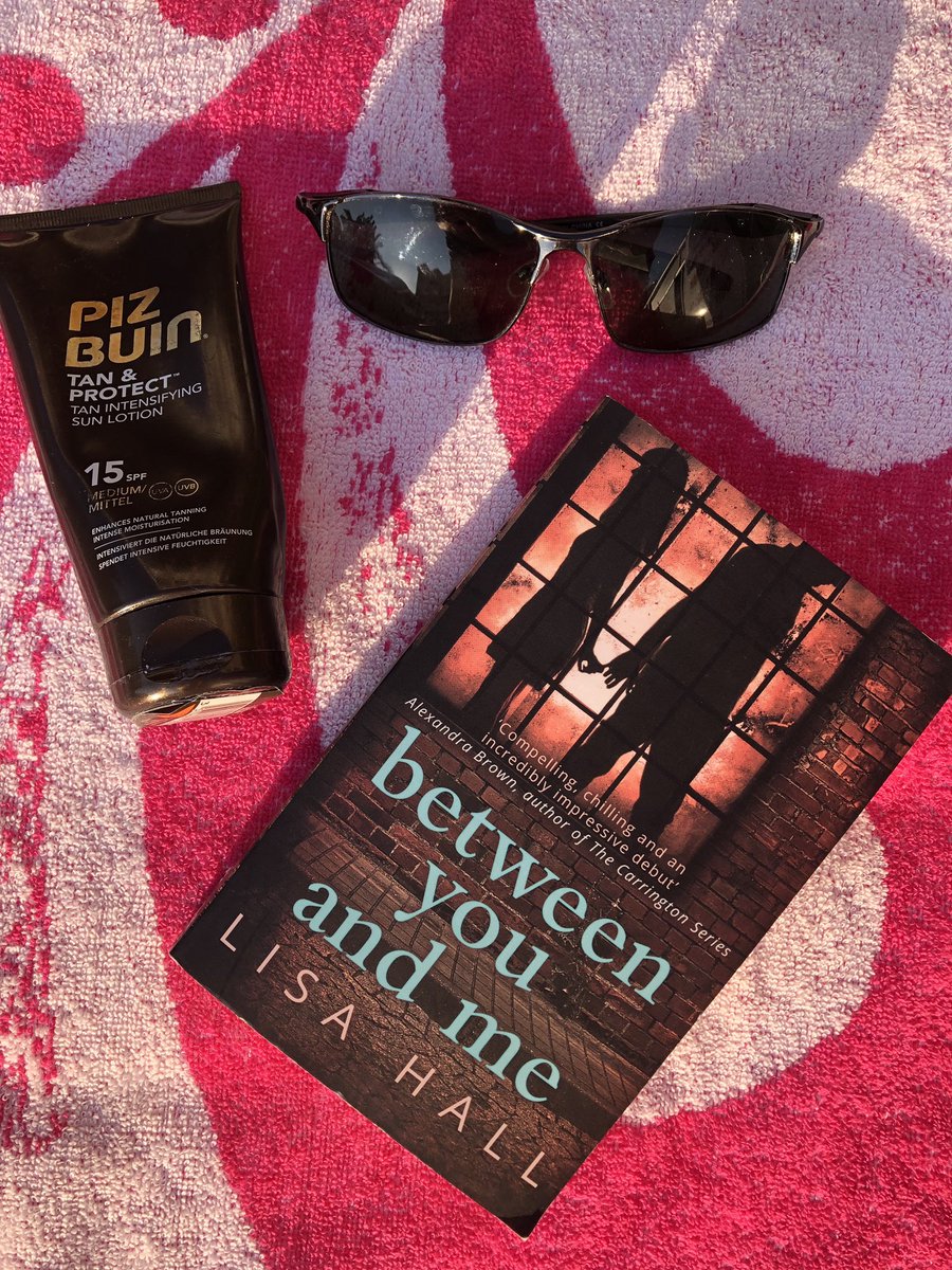 gertrudetkitty1's tweet image. Reading my last book before saying bye to #Turkey. It’s such a gentle, relaxing time. Will be lovely to be amongst family again &amp;amp; I’m hungry to get promoting #RANDOMATTACHMENT I needed this rest to regenerate.   Now to convince u guys to buy my book @UKBlog_RT @BBlogRT #YAlit