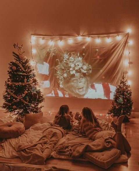 boohoo's tweet photo. It's officially 100 days until Christmas!! 🎅🎅 @ someone who's counting down the days!🎄🎄☃🎅🎅 #Christmas #100daystochristmas 

Credit: https://t.co/mXU2Q5pzHv
https://t.co/dmmOOKueC7
https://t.co/k7Ujo8FAOt https://t.co/wY7QDIeucU
