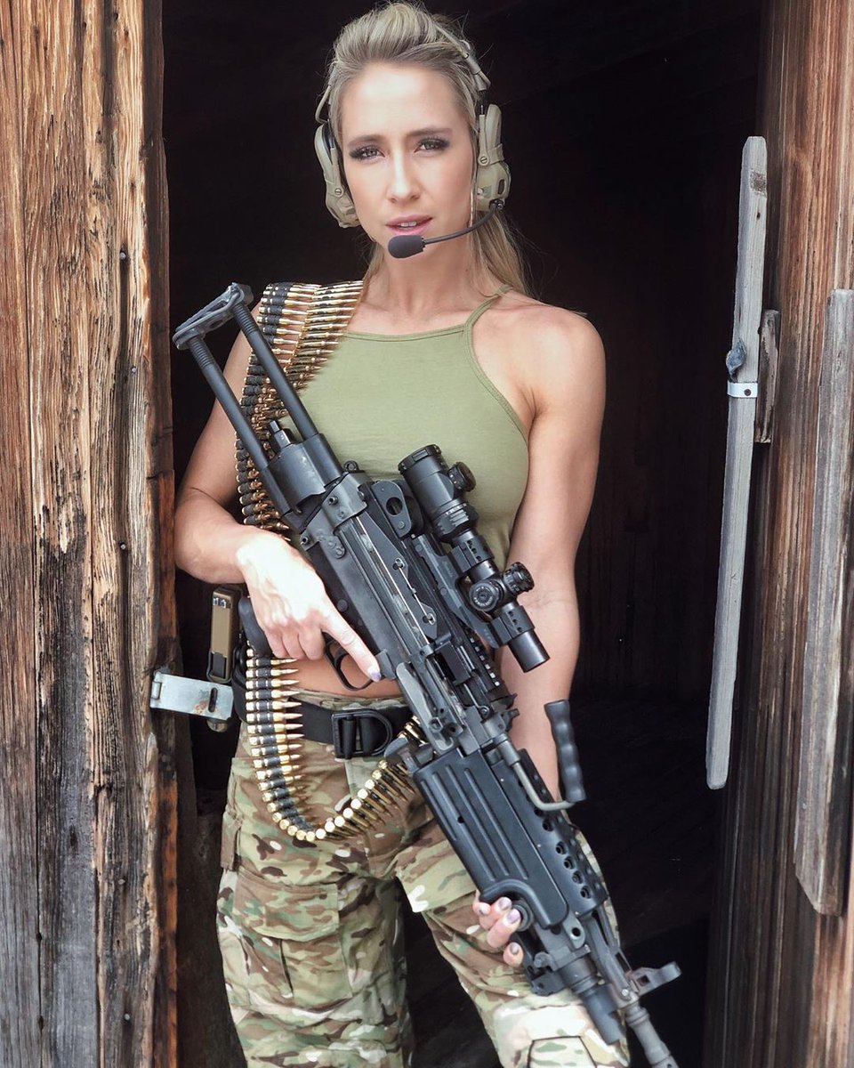 MercenaryAlexa's tweet image. Name:Alexa Rose
Age:27
Height:5 ft 8
Weight:150lbs
Profession:ex military turned mercenary for hire
Kinks: feet. Boots. Heels. Latex. Leather. Tight clothing. Futas if you want. Bulges. Musk and sweat. Muscles. Ass,belly and cock worship. 
Limits:No limits