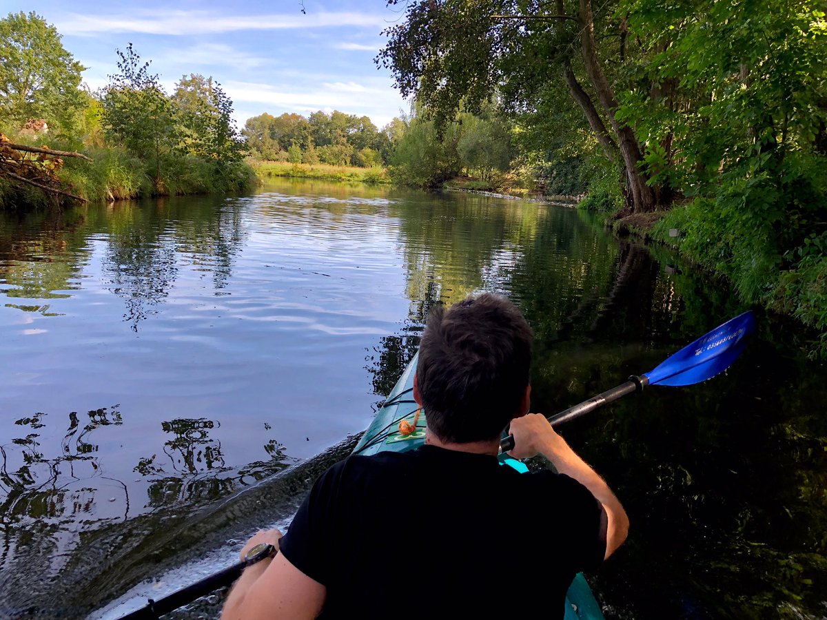 Am 06.09. ging es ins 20 Minuten entfernte Burg paddeln, weg vom Büro und raus in die Natur. Anlass unser jährliches Sommerfest. Abschalten, Fokus schärfen, Kollegen besser kennen lernen. Bevor es wieder frisch ans Werk geht! #sommerfest #spreewald #teamworkmakesthedreamwork