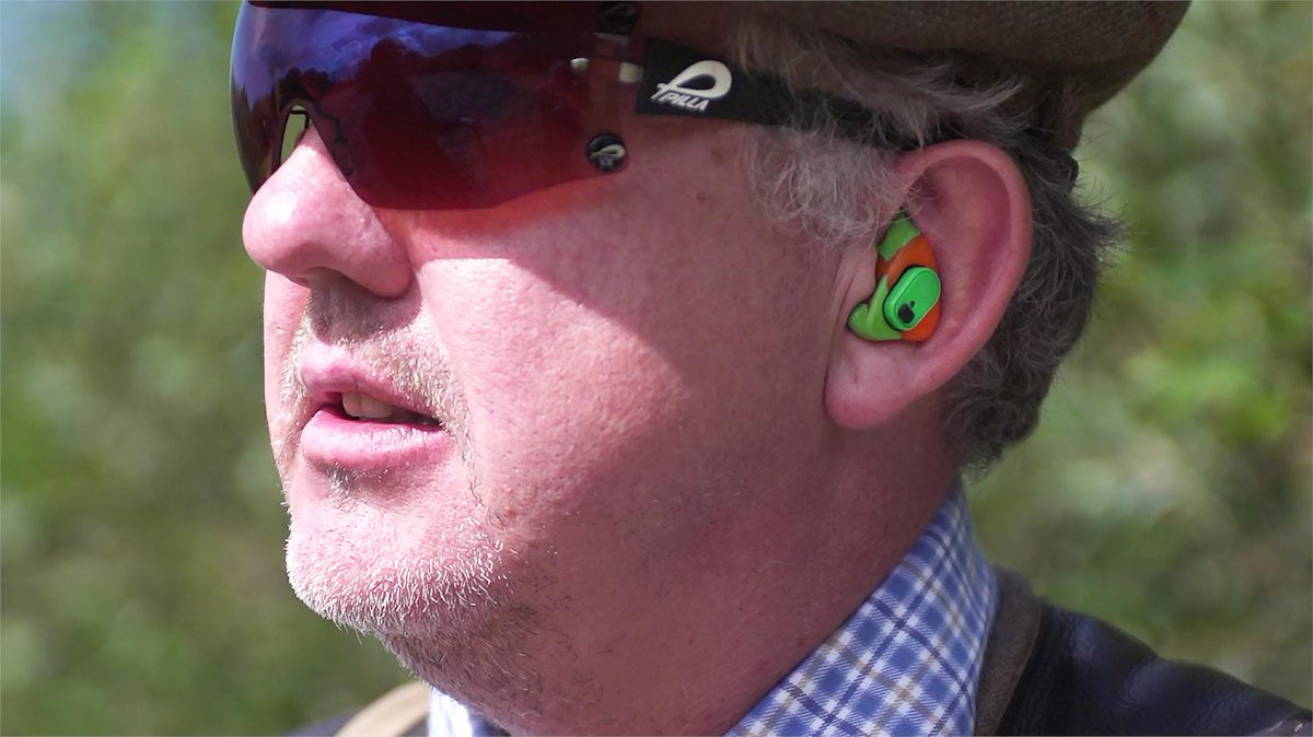 Great photo from our client Gerwyn from a recent days duck shooting in Wales. A lovely colour combination of vivid green and orange. 

#vario #variohearables #variochampion #duckshooting #hunting #gameshooting