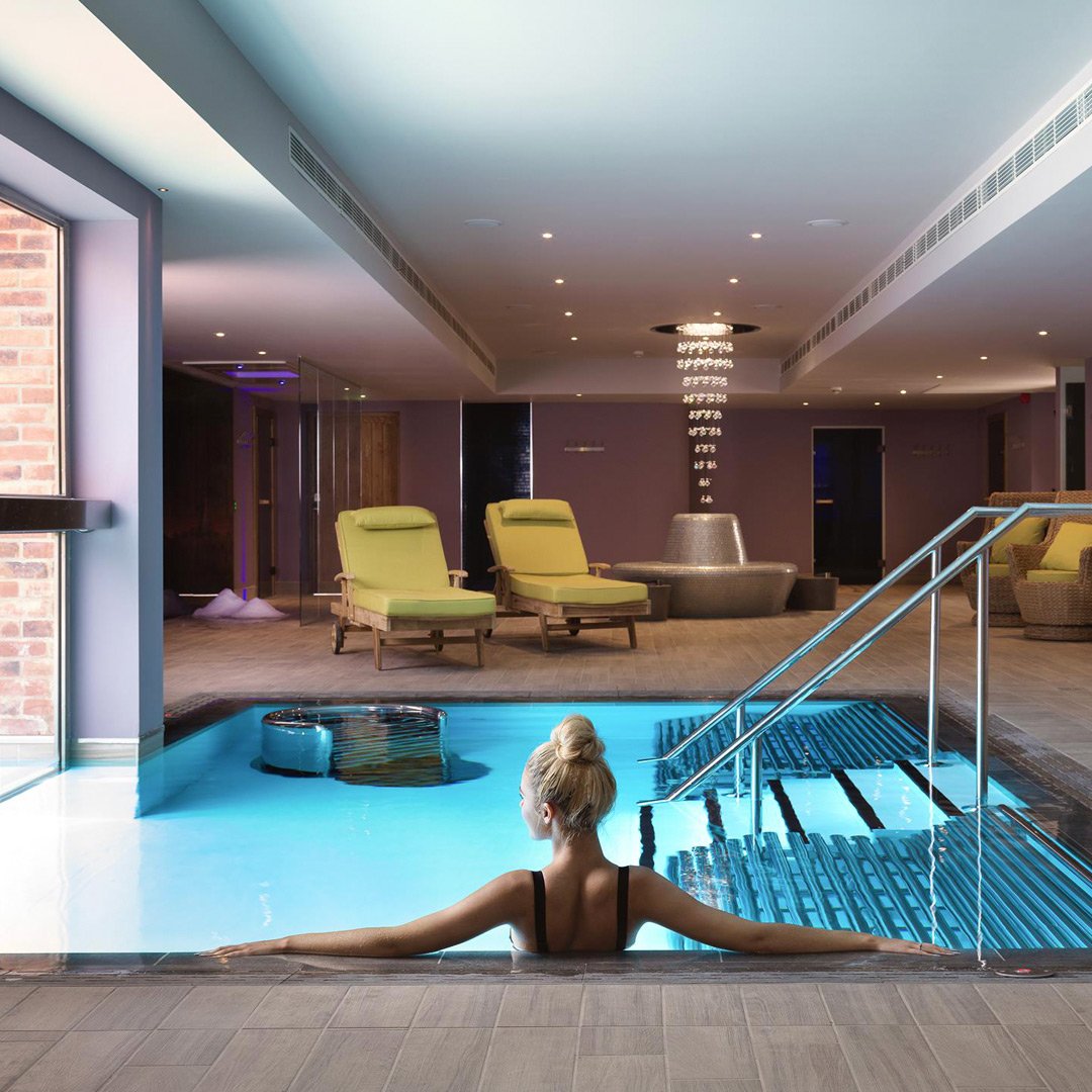 Stonebath steam room, Alpine sauna, delightful pools, and expert treatments... <a href="/yeoldebellspa/">yeoldebellspa</a> has all bases covered for #NationalSpaWeek. 🧘 #VirginExperienceDays

virginexperiencedays.co.uk/relaxing-spa-d…