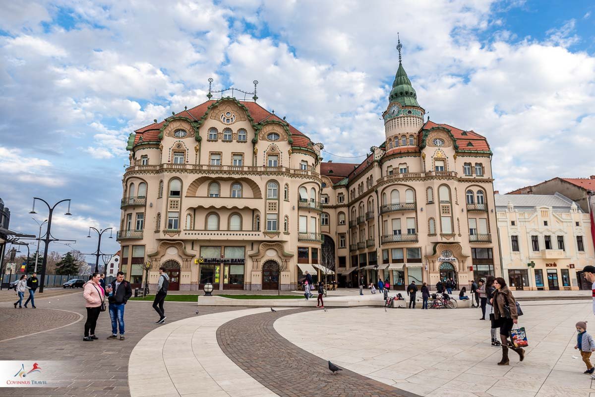 One of the few undiscovered gems of #Romania is the city of #Oradea. Passed back many times between Hungary and Romania, Oradea boasts a special charm and a pleasant mix of architecture.
#toursofRomania #toursofEasternEurope #travel #visitOradea