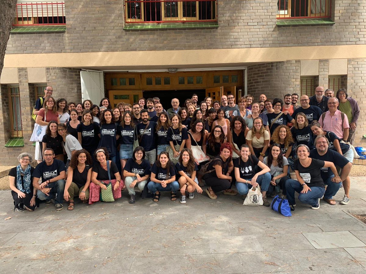 fundaciolavinya's tweet photo. Cloenda i foto de família de l'equip de sector #SocialSJ a #FundacioLaVinya. Gràcies a tots per compartir il.lusió i equip! Gràcies @LuisArancibiaTa, Llorenç Puig SJ i Dani Villanueva SJ per acompanyar-nos. @MigraStudium @CiJusticia @arrels_stignasi @lasalutalta @CentreSantJaume https://t.co/u8uNhajCrj