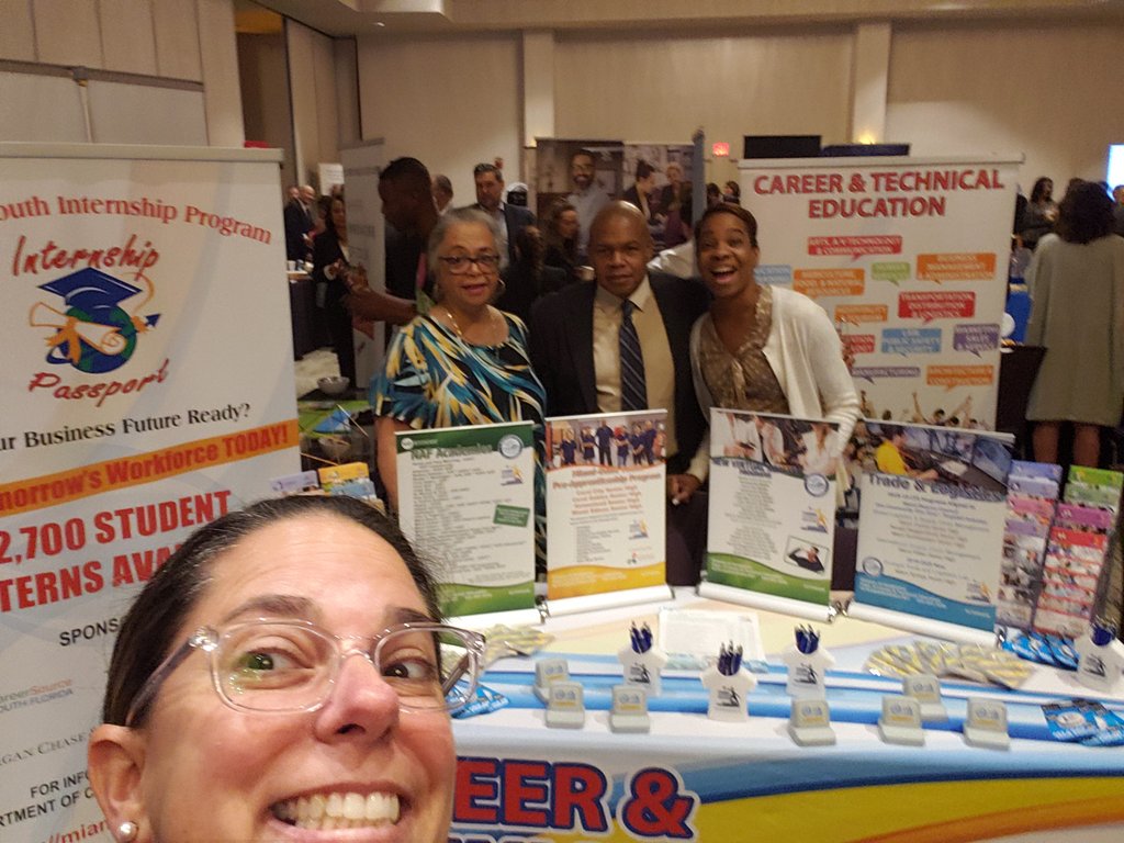 drldiaz's tweet photo. Great crowd made up of business, academic &amp; community leaders @beaconcouncil Report to the Community.  .@MDCPS &amp; our academic institutions are the foundation that strengthens this community of 2.8M. @mdcps @MDCPSAcademics @CTEMiami @beaconcouncil https://t.co/VusFIcAOF5