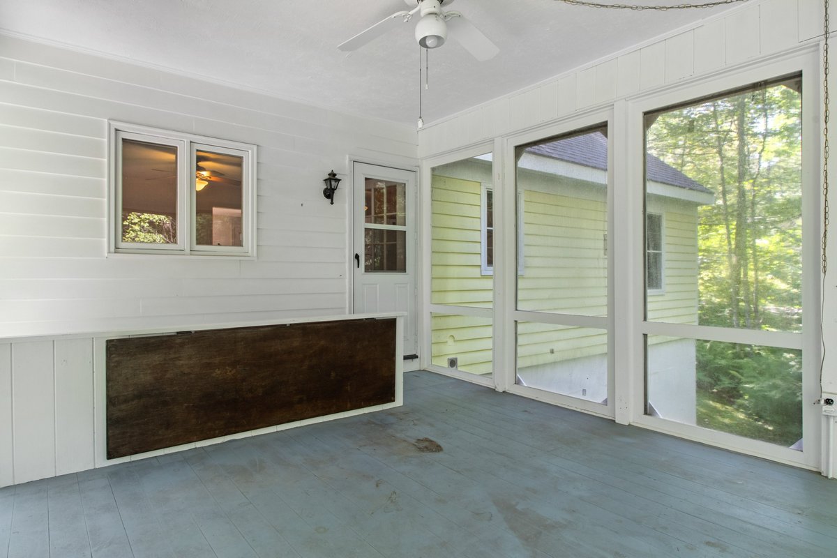 Brie Stephens- Lake Life Realty tweet media