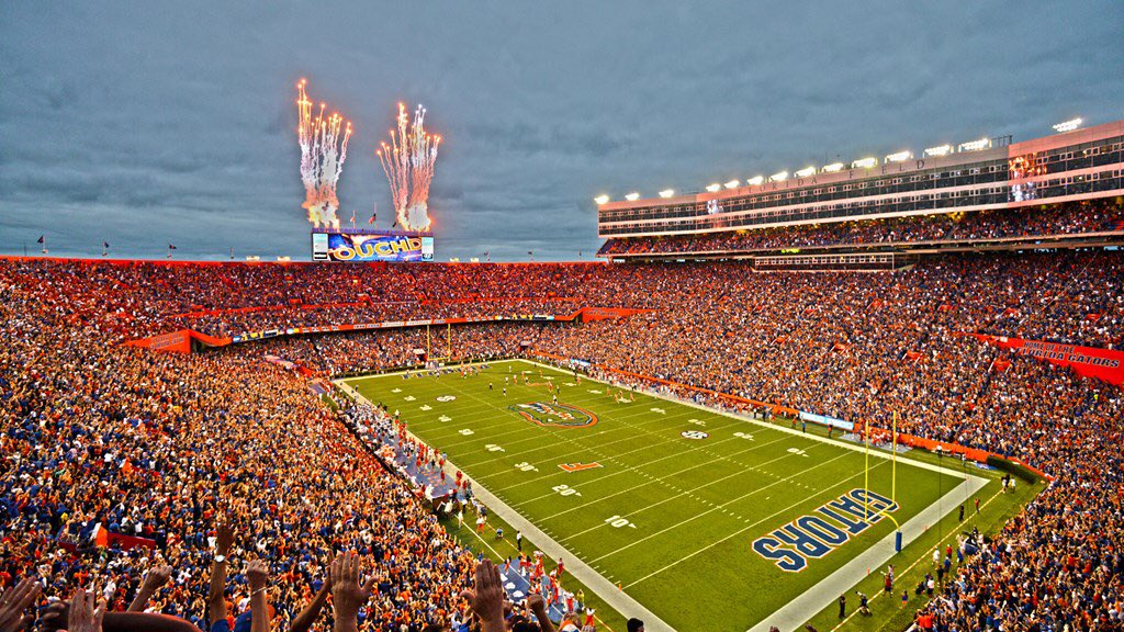 troystellato's tweet photo. Truly honored and blessed to receive my 11th offer from The University of Florida🐊🐊 #chompdown21 #gogators @CoachBillyG @JohnGarcia_Jr @Redskins32 @Rivalsfbcamps @SleeperAth1etes https://t.co/Lt656yq1Ml