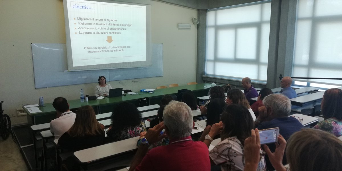 OgRuUniMe's tweet photo. Conosci gli ostacoli e le alternative per migliorare le relazioni in un #gruppodilavoro? Parliamone con la Prof. Cuzzocrea durante il corso "Principi,metodologie operative e strumenti per un efficace supporto agli studenti". Ecco alcuni frames della giornata di oggi https://t.co/DhseJnJFXL