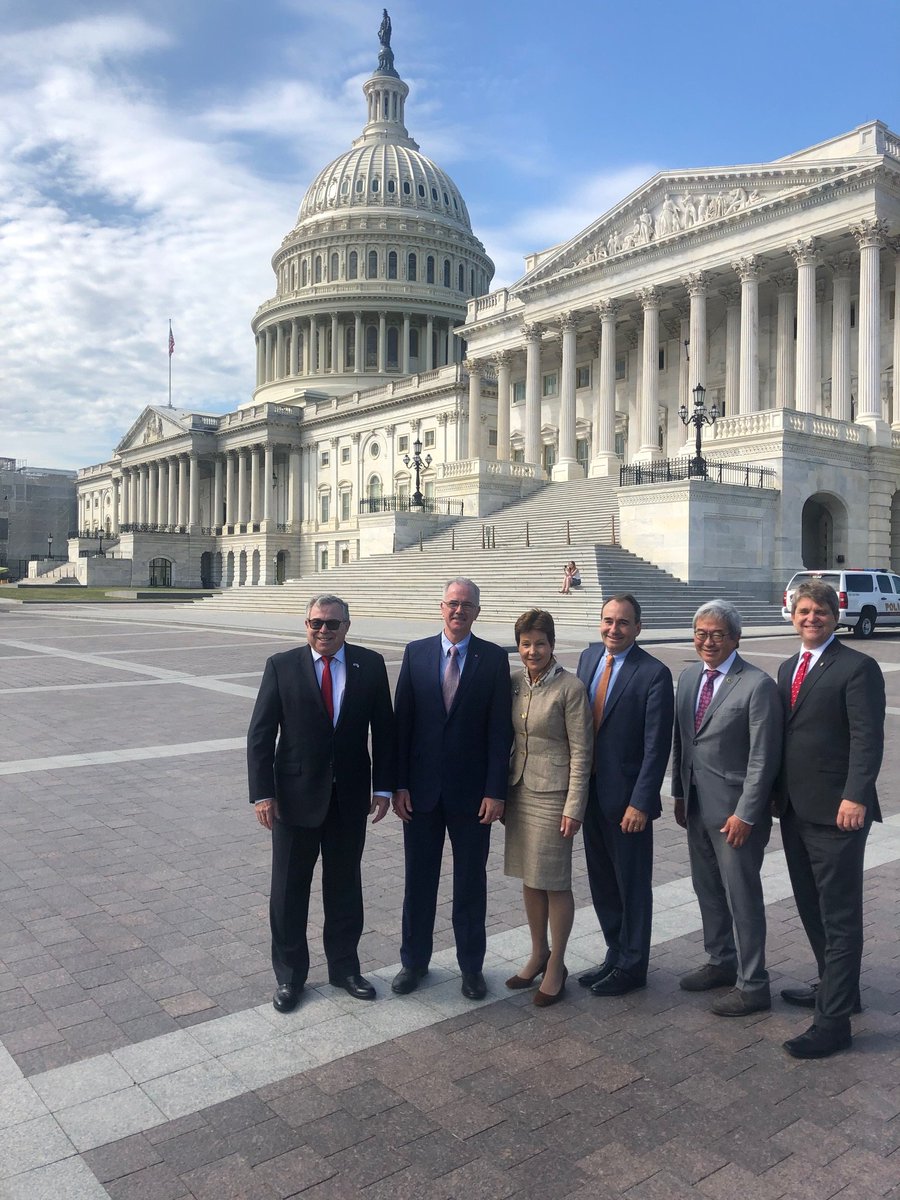 ACPIMPhysicians's tweet image. ACP, along with @aafp @AmerAcadPeds @acog @APAPsychiatric and @AOAforDOs are asking Congress to prioritize access to care, drug pricing transparency, &amp;amp; important public health programs that protect America’s patients. #AmericasDocs ow.ly/bEhY50wbvj6