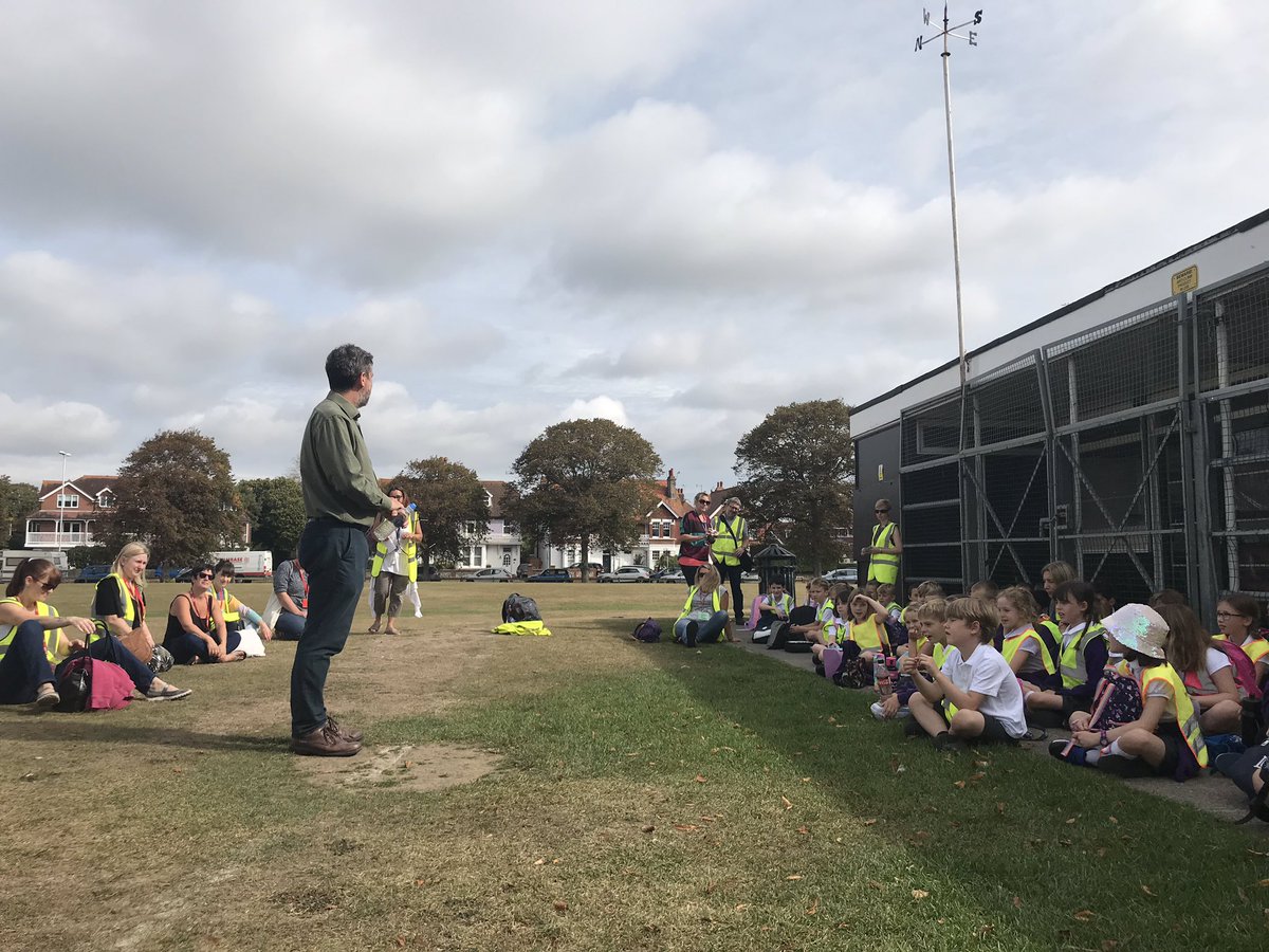 We are lucky to be listening to local historian Chris Hare. He’s telling us all about our local history. #broadwatergreen #growingminds