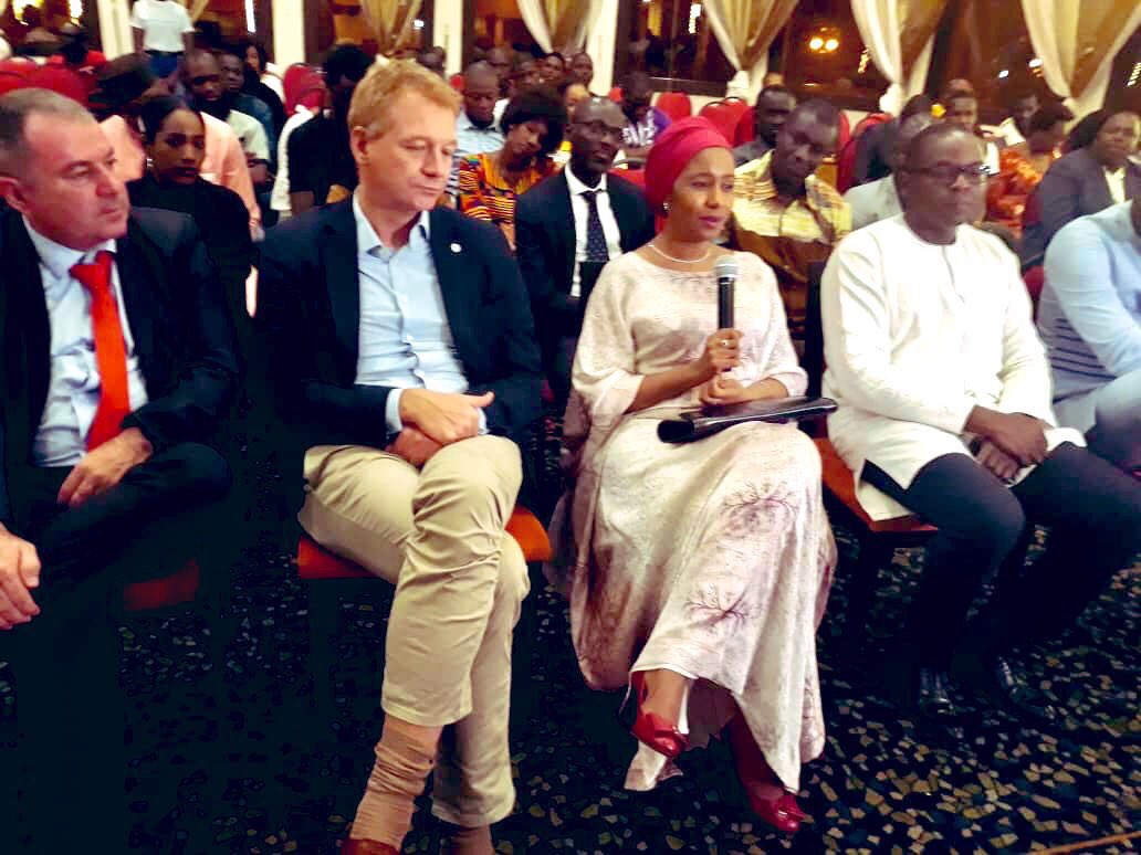 CommerceMali's tweet photo. Félicitations à @JklBamako et à la fondation Friedrich Nauman pour la première édition de la soirée gala sur l'expérience les défis et réussite et perspectives de l'entrepreneuriat. C'était le samedi dernier à Azalaï Hôtel Salam, sous la présidence de Mme le Ministre @Safia_Boly. https://t.co/hVobonxxqu
