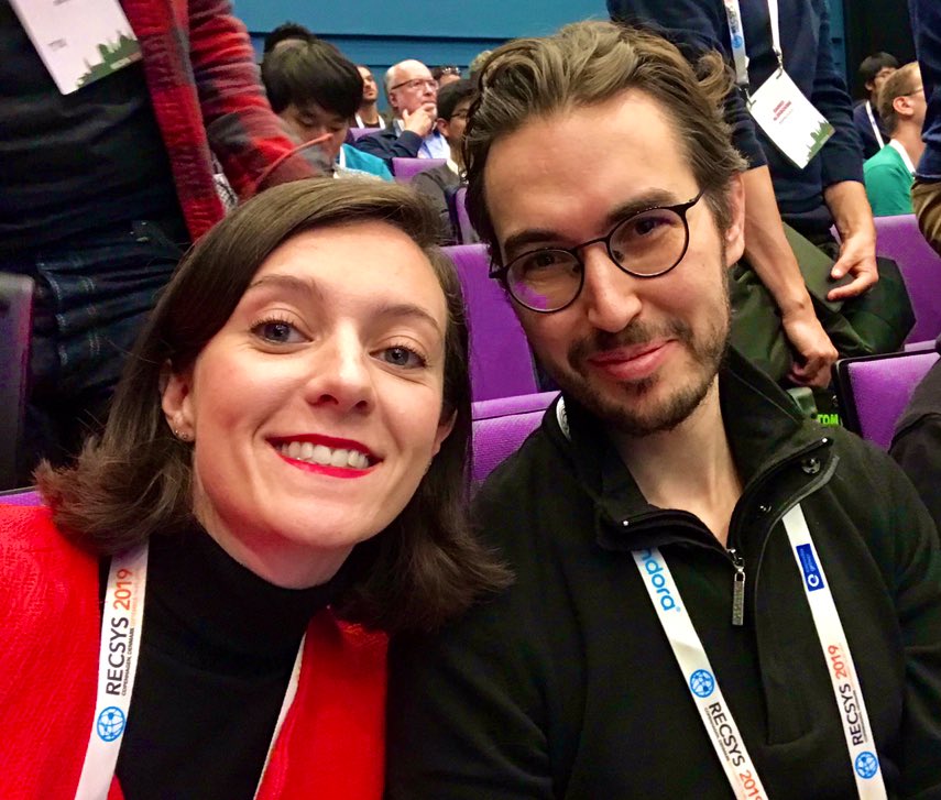 MrsCaroline_C's tweet image. 1️⃣ I read his name in 2015
2️⃣ I met him IRL in 2016  #recsys2016
3️⃣ I kept track of his work
4️⃣ He has been supporting @WiMLDS_Paris by attending many meetups
➡️ Today, at #recsys2019, @florianlesaint is starting his new adventure @agorize as a Lead Data Scientist. #proud