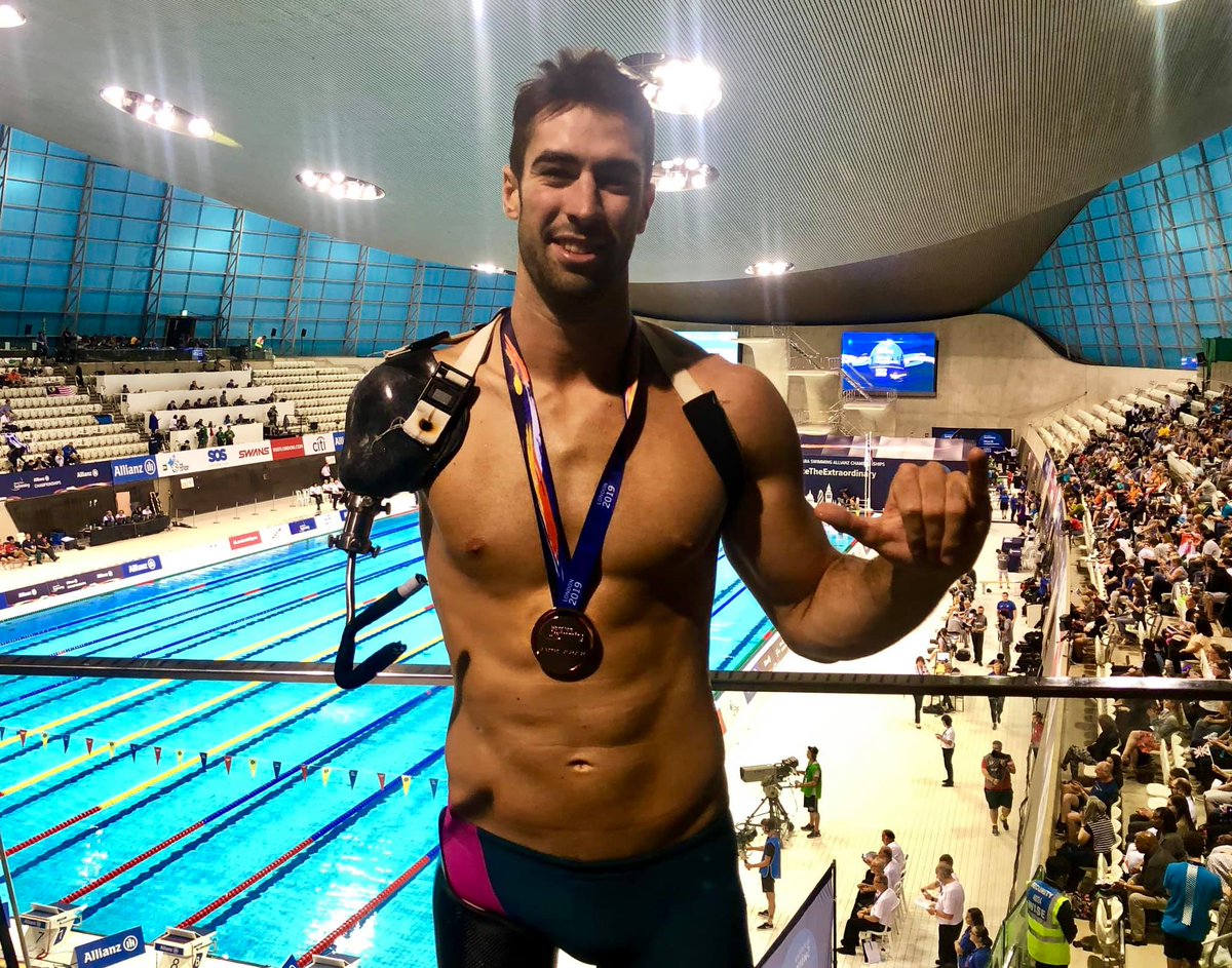 FRAparalympique's tweet photo. Quel week-end de sport ! Tous #FiersdetreBleus .

Sinon côté #paralympique on a eu aussi : 
1 Champion du Monde de para cyclisme
3 Champions d'Europe de para triathlon 
9 médailles au Mondiaux de para natation 

Eh oui, y'a eu ça aussi ce week-end !
#BleusAnonymes https://t.co/plPSmR9Ue1