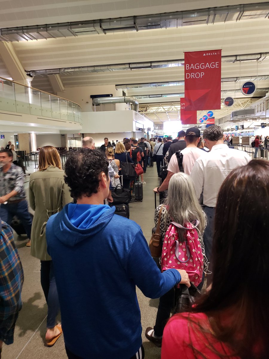 BCchocolate2's tweet photo. You really need to do something about this @mspairport . When will it end? You don't have enough people working directly passengers to proper line #ridiculous #diamondmedallion #clearandprecheck https://t.co/ZJqeCragd4