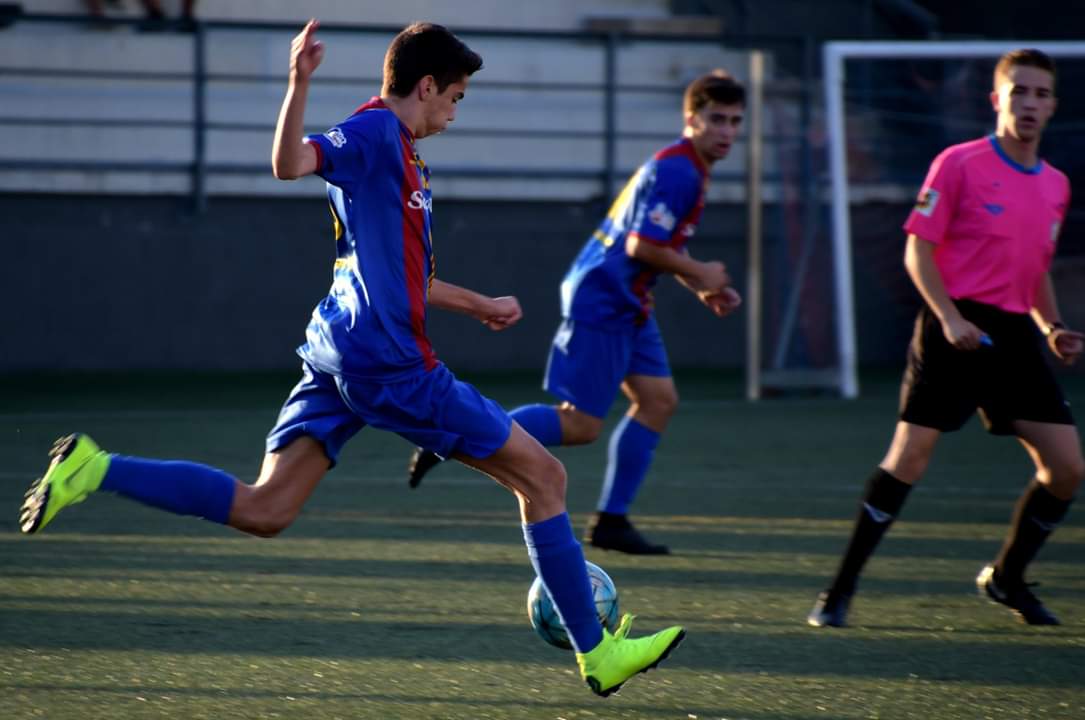 C.F.Caldes tweet media